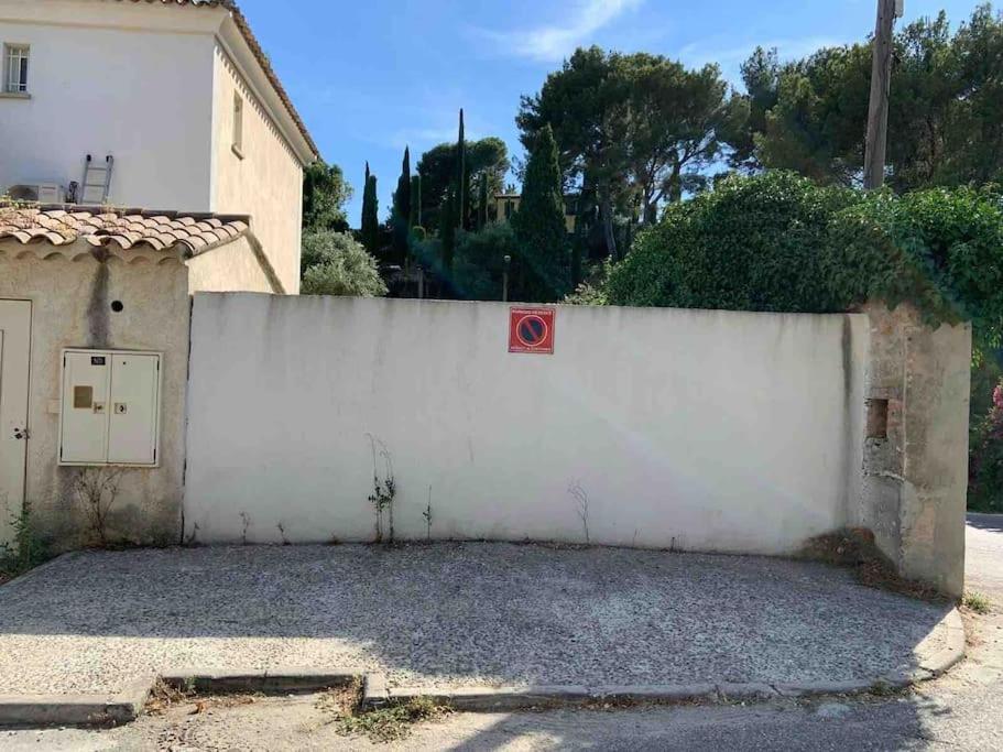 T2 60m2 Avec Terrasse Equipee Apartment *