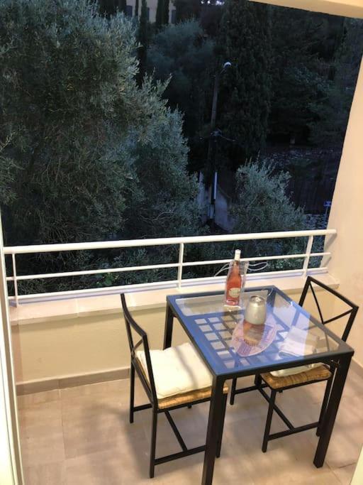 T2 60m2 Avec Terrasse Equipee * La Ciotat