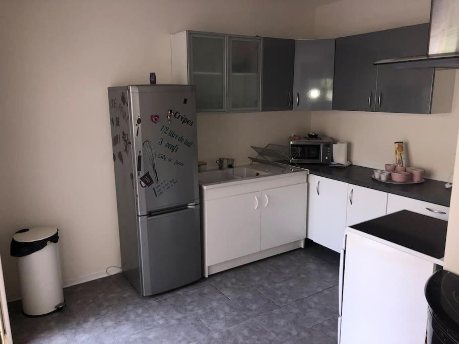 Apartment T2 60m2 Avec Terrasse Equipee